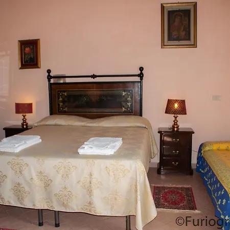 Farm stay Agriturismo Le Biricoccole Vada